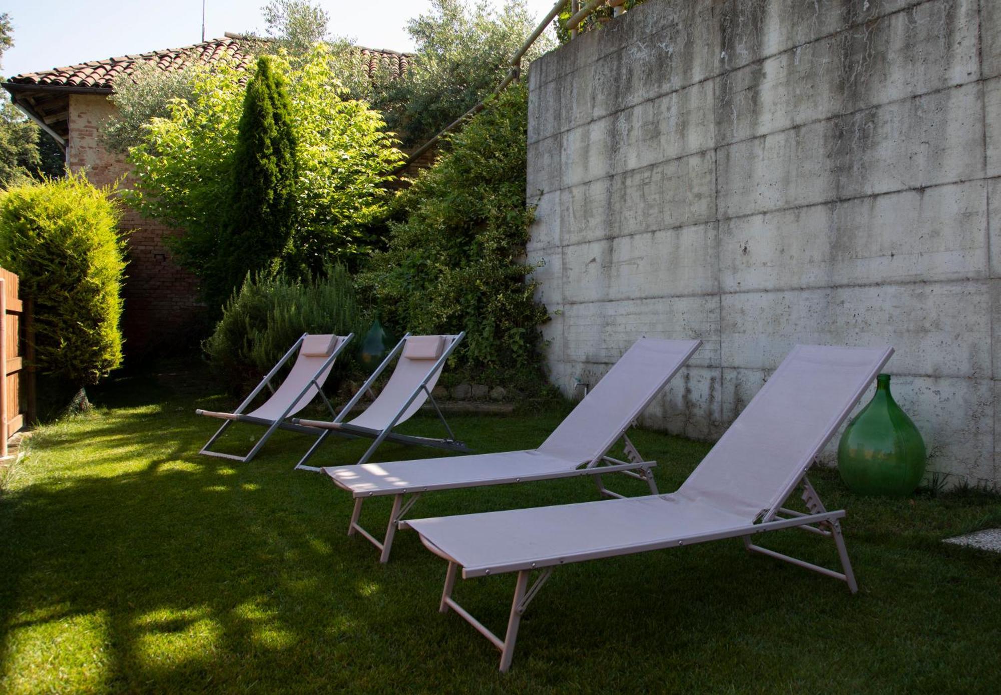 Casa Graziella- Appartamenti Vacanze Portacomaro المظهر الخارجي الصورة