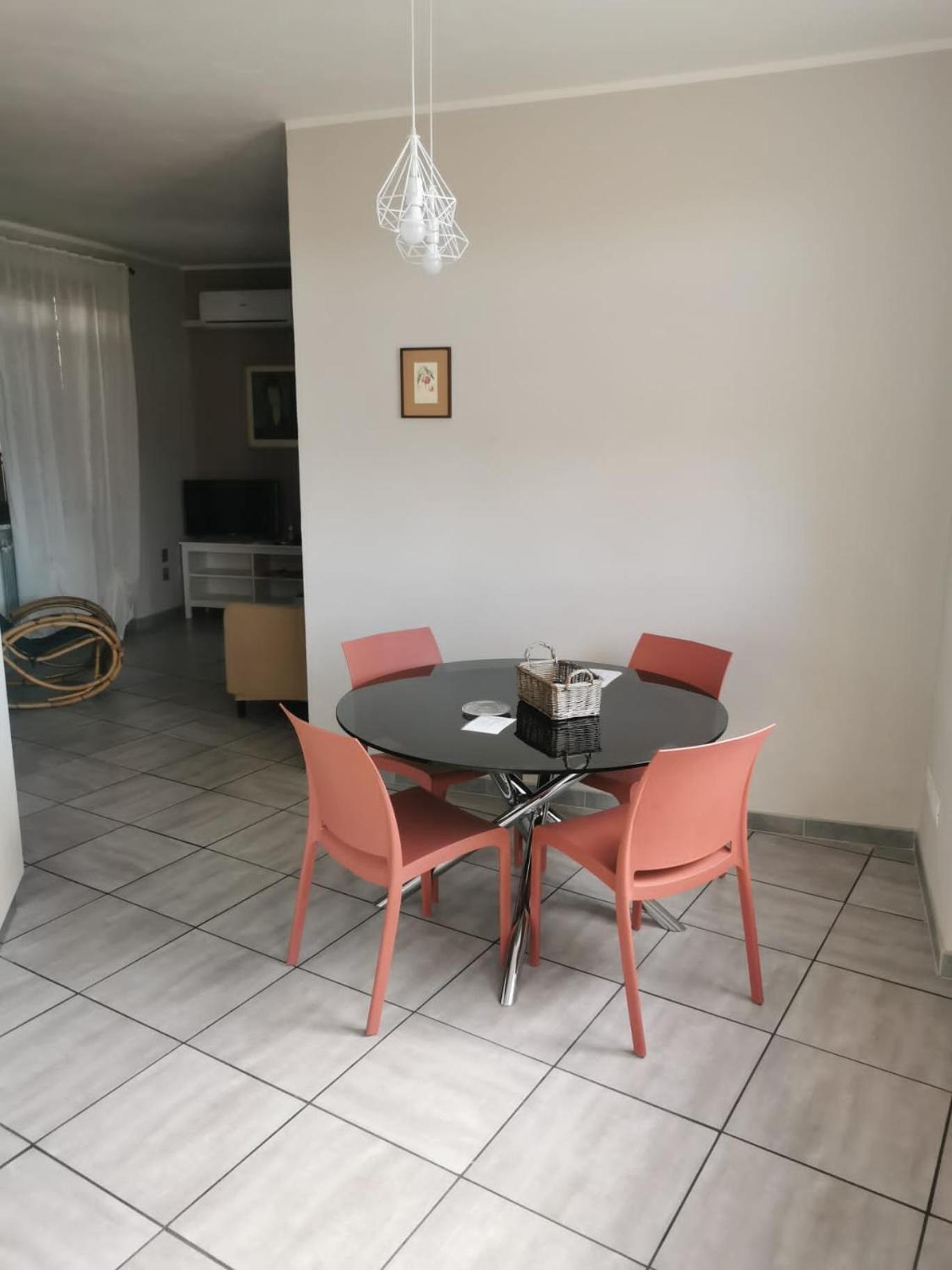 Casa Graziella- Appartamenti Vacanze Portacomaro المظهر الخارجي الصورة